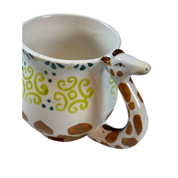 Boston Warehouse Giraffe-Themed Ceramic Mug By Boston Warehouse Dishwasher & Mic - Picture 4 of 8